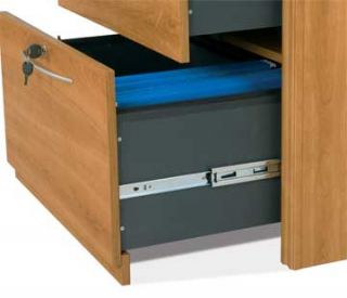 drawers and keyboard shelf offers solidity and durability by using