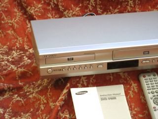 Samsung V4600 DVD VCR VHS Player Recorder Combo Working