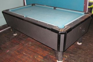 Foot Valley Coin Operated Pool Table w Sticks Rack Balls