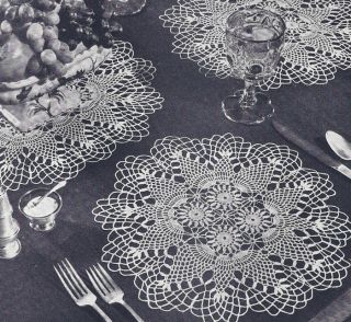 Vintage Crochet Pattern Pineapple Tablecloth Doily Set