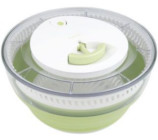 Progressive 4 Quart Collapsible Salad Spinner —