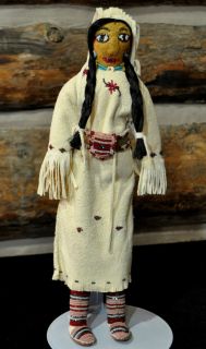 Native American Crow Indian Beaded Buckskin Doll