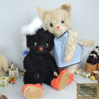gorgeous couple of kersa cat dolls each one measures 40cm 16 and is