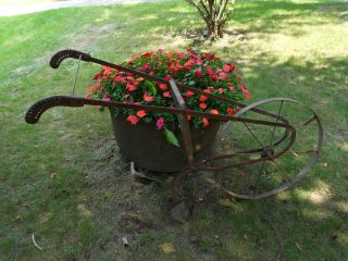 Vtg Rustic Hand Garden Cultivator Wheel Plow Implement Yard Ornament