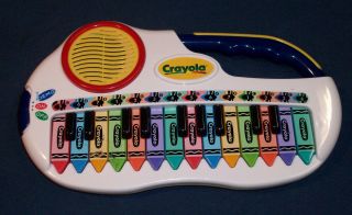 Binney Smith CRAYOLA Crayons Musical KEYBOARD Piano Kids Childrens Toy