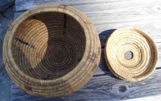Native American Indian Grass or Reed ? Yarn Basket 8 x 10.5 inch Gut