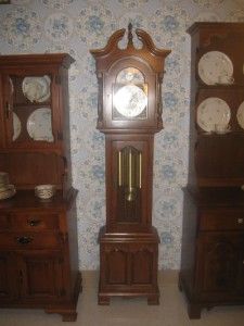 Ethan Allen Heirloom Nutmeg Maple Collection Willard Grandfather Clock