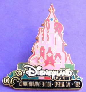 Disney Pin Commemorative Edition Disneyland Paris Pin of Month July