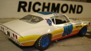 99 Dick Trickle Pabst Blue Ribbon Camaro 1 24th 1 25th Scale