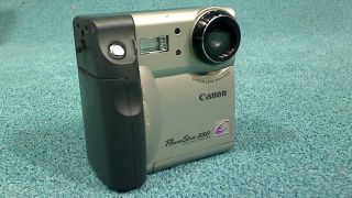  Canon Power Shot 350 Digital Camera