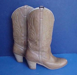 Womens DINGO Vintage Cowboy Western Boots Size 9