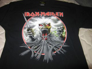 Iron maiden the final frontier California tour 2010 XL shirt