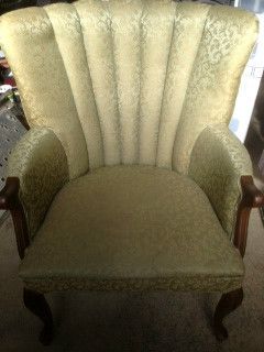  Charming Vintage Queen Anne Chair with Flare