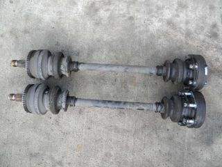  02 Mercedes R129 SL500 Driveshafts