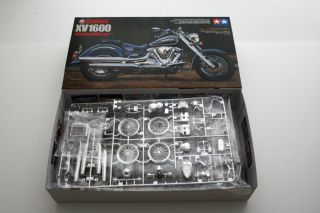 Tamiya 14080 1/12th Bike YAMAHA XV1600 ROAD STAR  Scale Kit