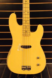 Fender Dusty Hill Signature Precision Bass® Nocaster® Blonde