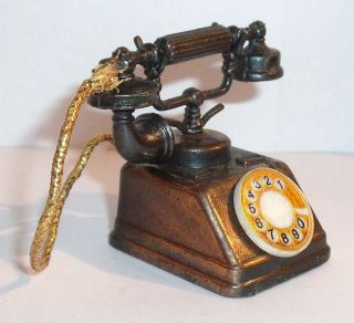 Durham Miniature Diecast Old School Rotary Telephone