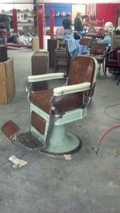 Emil J Paidar Hydraulic Vintage Barber Chair Chicago IL