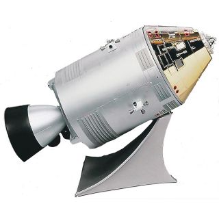 Revell Apollo Spacecraft Model Kit   132 Scale