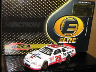 2001 Kevin Harvick 29 Goodwrench Service Rookie Elite