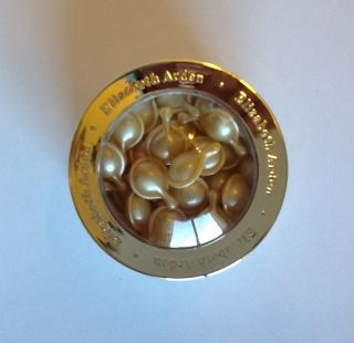 Elizabeth Arden Ceramide Gold Ultra Restorative Capsules 30 Capsules