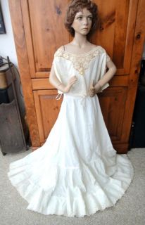 antique Victorian Womans Blouse w Lace Evalyn Bietsch