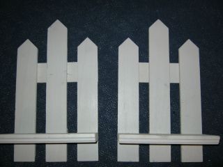 Home and Garden Picket Fence Wall Shelf Holders