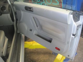 06 VW Beetle Right Passenger Side Front Door Trim Panel