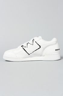 Reebok The Workout Plus Sneaker in White Black