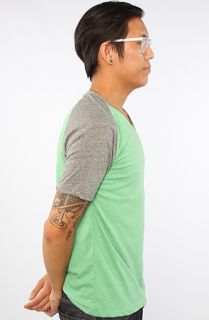  neck raglan tee made in the usa in kelly heather $ 32 00 converter
