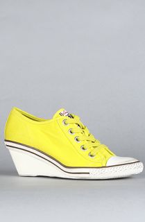 Ash Shoes The Ginger Sneaker in Yellow Canvas