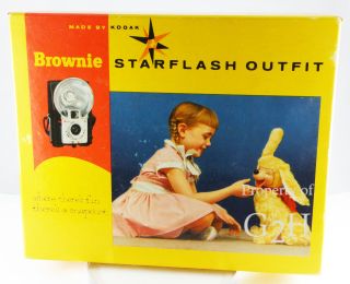 Brownie Starflash White Great Condition w Original Box