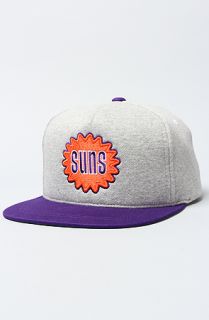 Mitchell & Ness The Phoenix Suns Heather Fleece 2T Snapback Cap in