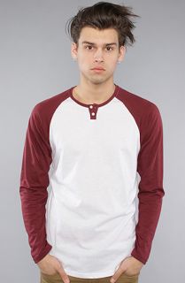 All Day The Raglan Tee in White Burgundy Speckle