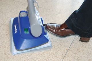 1000 watt steam mop for cleaning and sanitizing hard floor surfaces