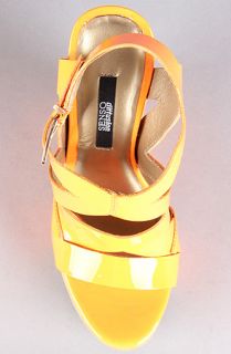Senso Diffusion The Santana Shoe in Orange Patent