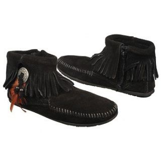Womens Minnetonka Moccasin Concho Feather Boot Black Suede