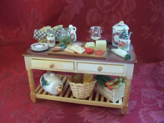 MINIATURE German Wooden Kitchen Table with food china dishes   REUTTER