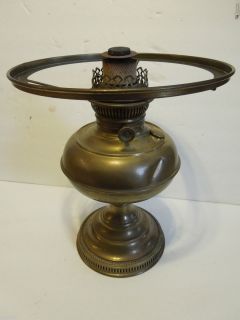 Vintage Antique Brass Oil Kerosene Lamp with Halo Rayo Flame Spreader