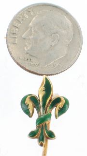 emerald green enamel fleur de lis stick pin so pretty
