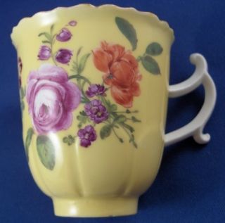  Meissen Porcelain Yellow Ground Flower Cup & Saucer Porzellan Tasse