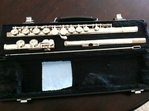 Yamaha Flute 225SII Flute w Case Excellent Condition