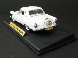 1956 Ford Thunderbird Diecast Model Car White 1 18 Scale Motormax