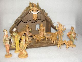  Fontanini 5 inch Nativity Creche 19 pc 1983 Set w/ Wood Stable Italy