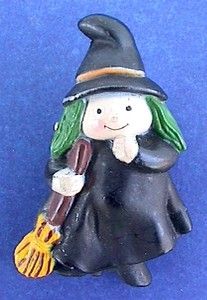  Pin WITCH w BROOM Green Hair Vintage Holiday BROOCH Fun World S Lehman