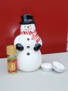  White Barn Snowman Oil Warmer w Spice Scented Oil
