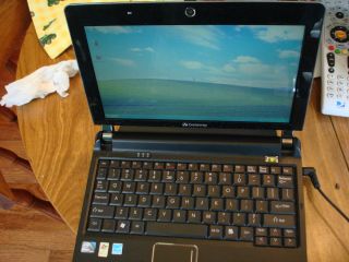 Gateway Kav60 Netbook has 3g and wif not Asus 1005hab not dell mini