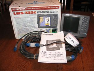 Lowrance LMS 332C GPS Receiver Depth Fish Finder MN Lakemaster SD Card