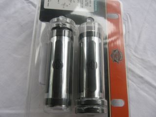 Harley Davidson Touring Chrome Rubber Hand Grips Part 56263 08 NEW