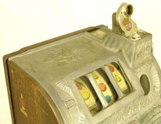 1929 Mills Novelty 5c Poinsettia Antique Slot Machine All Original